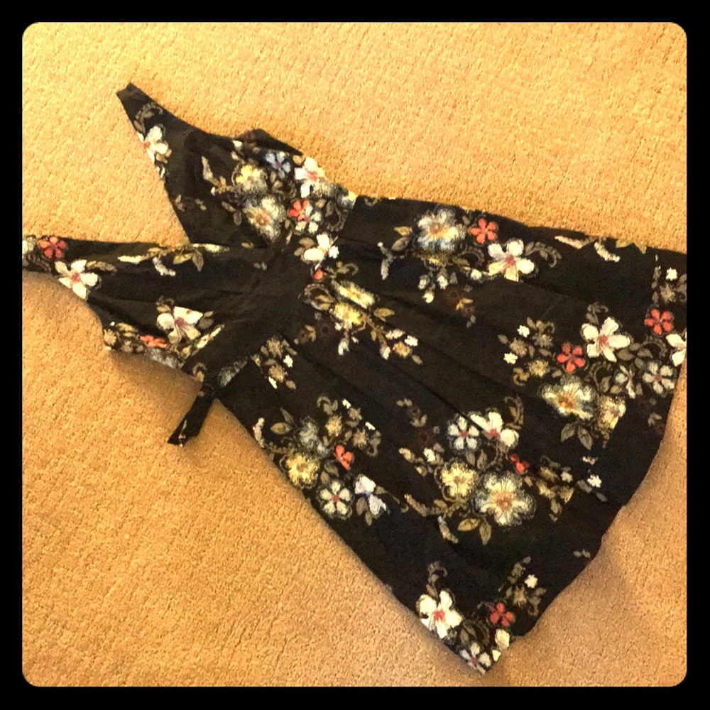 Floral Dress Size Small
